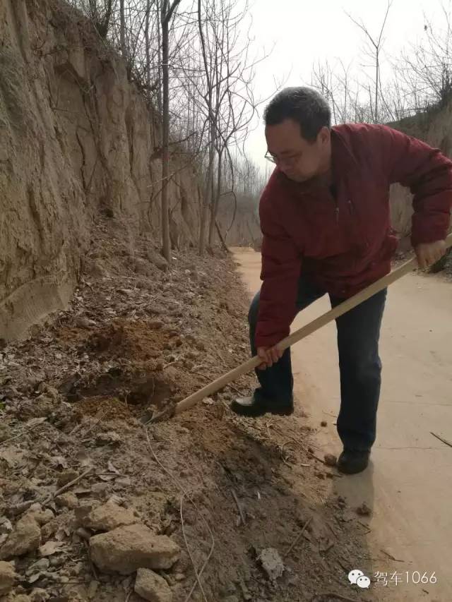 這大叔干起活也是很6呀！