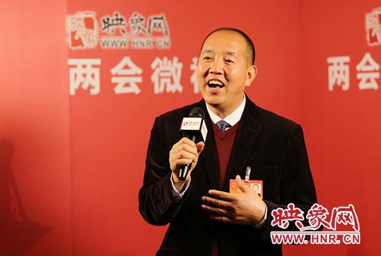 全國(guó)人大代表張全收做客映象網(wǎng)《兩會(huì)微視》視頻訪談。
