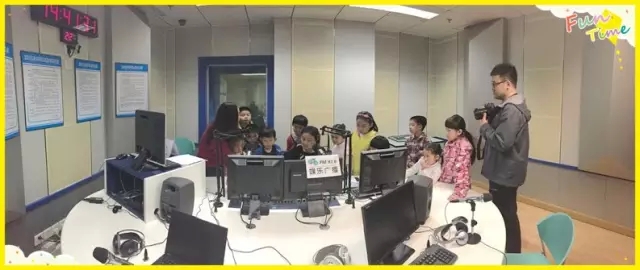 直播間原來是這樣滴！