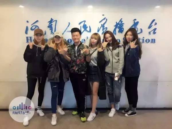 路飛終于體驗了一回“他在叢中笑”的感覺！
