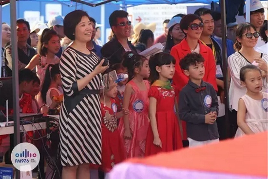 等等，這畫風(fēng)轉(zhuǎn)變太快我不明白了，看見啥了突然這么高興？