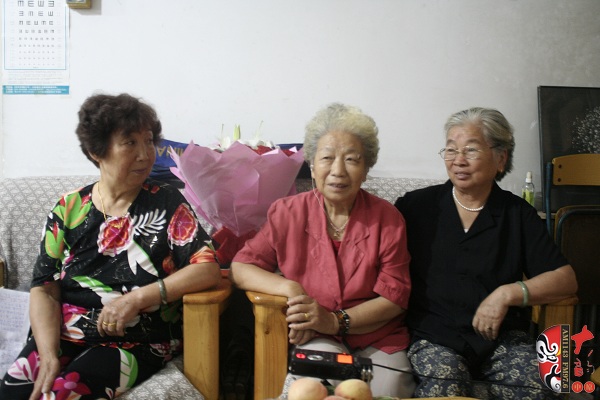 越調(diào)名老藝人雷桂花、劉巧蓮、劉玉蘭回首往事