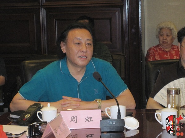 河南省音樂家協(xié)會主席、著名作曲家周虹