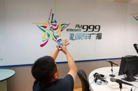 一言不合就撫摸鄭州，那怎么能少了我們私家車999？