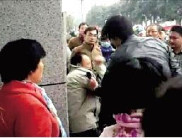 純屬誤會(huì)，人家不是人販子