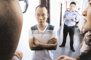 家屬沉默悲痛，不愿提起更多。