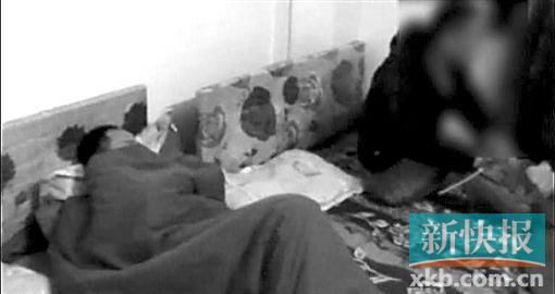 廣州搗毀一男同性戀者聚眾淫亂窩點。視頻截圖