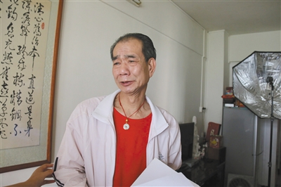 嫖娼事件后，區(qū)少坤向記者訴說委屈，他說：“這是一個圈套”。李根 攝