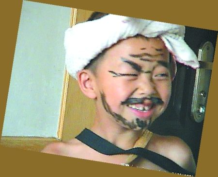 老鄉(xiāng)見老鄉(xiāng)，甭提多開心