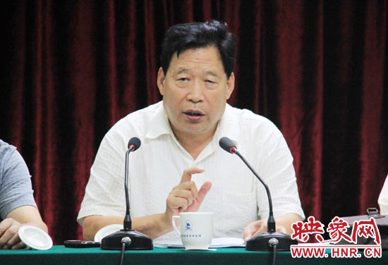 河南省愛心基金會理事長張世軍講話。