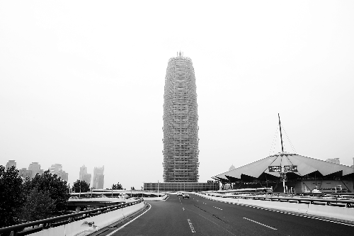 在鄭東新區(qū)CBD，“虛擬辦公室”業(yè)務(wù)已悄然出現(xiàn)　河南商報首席記者 楊東華/攝