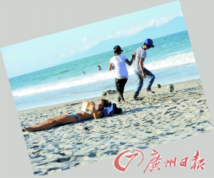 動(dòng)靜皆宜的沙灘。
