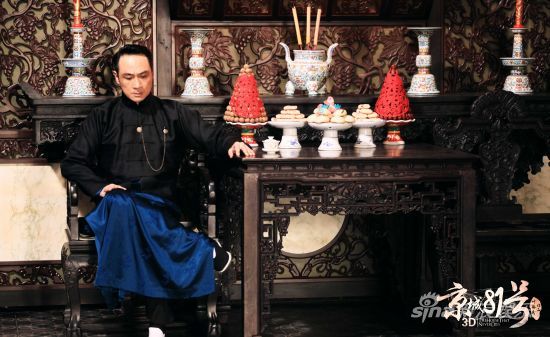 吳鎮(zhèn)宇飾演的霍家大少爺，正為二弟冥婚一事焦頭爛額