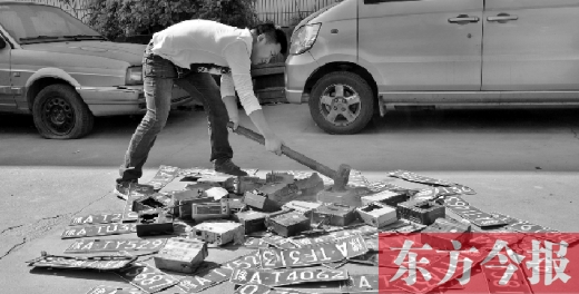“老的哥”揭“黑車”猖獗原因，建議倒查假車牌、出租車使用機(jī)打發(fā)票