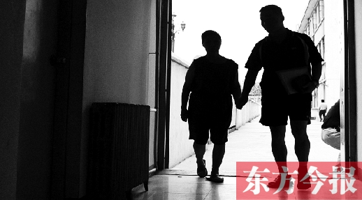生活節(jié)奏加快，再加上工作壓力大，現在年輕人很容易忽略退休在家、更需要關心的老人 記者 張曉冬/圖