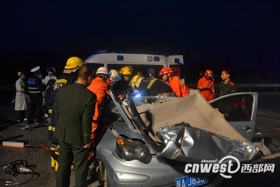 5人死！比亞迪被寶馬追尾 車身剩一半