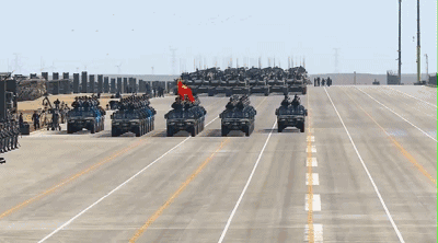 日本網(wǎng)友第一次看中國建軍節(jié)閱兵直播 啥反應(yīng)？