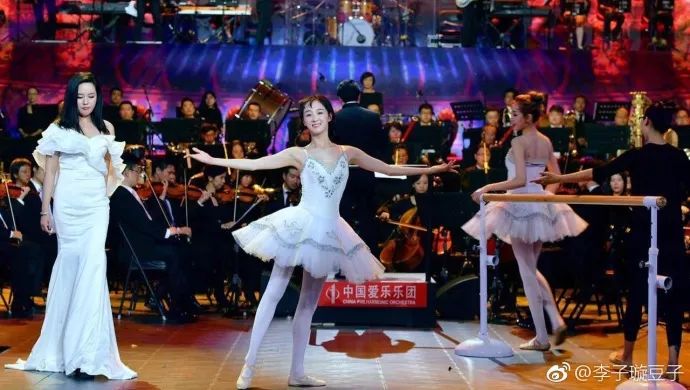《創(chuàng)造101》主題曲公布，這個(gè)被吐槽油膩的c位是什么來頭？