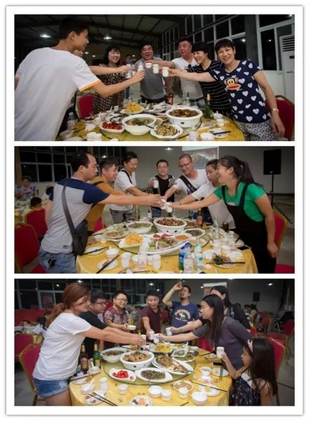看我們的飯菜豐盛嗎？