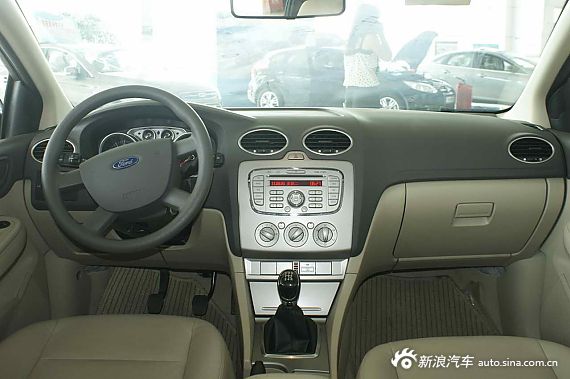 ?？怂箖蓭?jīng)典1.8MT 時(shí)尚型