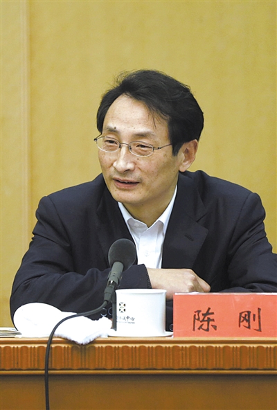 昨日，北京市人大代表、北京市副市長陳剛參與豐臺團小組討論。 新京報記者 浦峰 攝