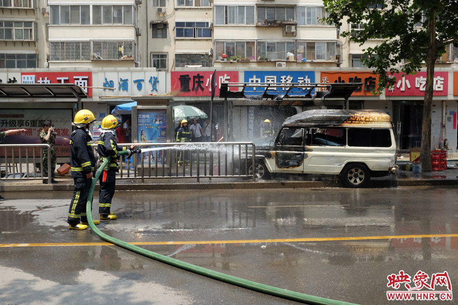 火災(zāi)現(xiàn)場(chǎng)。