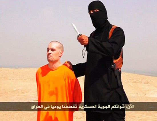 伊拉克極端組織ISIS公布題為 “ISIS給美國的信”視頻，視頻中2012年在敘利亞失蹤的美國記者福