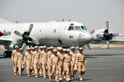 吉布提機(jī)場(chǎng)，日本海上自衛(wèi)隊(duì)的兩架P-3C飛機(jī)抵達(dá)，在亞丁灣執(zhí)行反海盜任務(wù)。