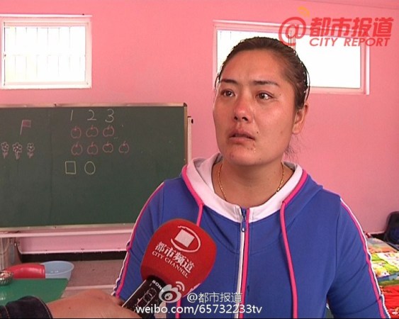 當(dāng)事老師接受采訪時表示很委屈。