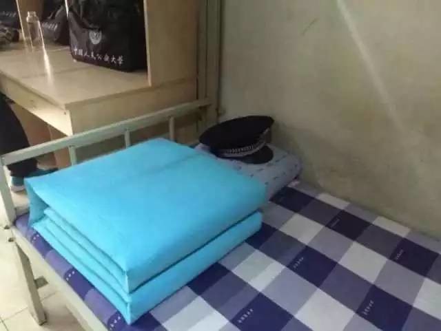 這個(gè)學(xué)校的男生宿舍火了！女同學(xué)都喊著要嫁