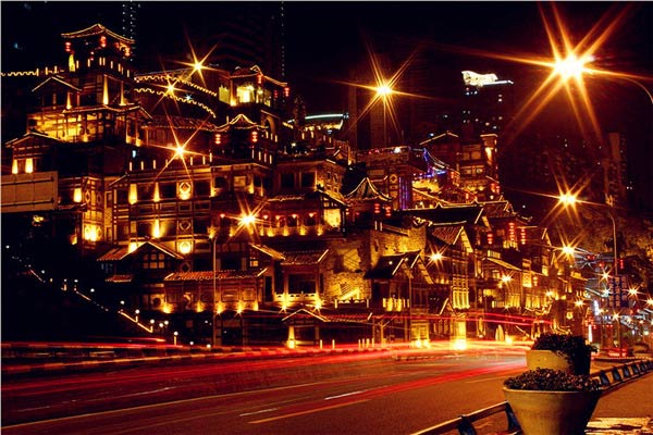 不要溫和地走進那個良夜 因為夜太美！