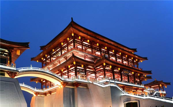 不要溫和地走進那個良夜 因為夜太美！