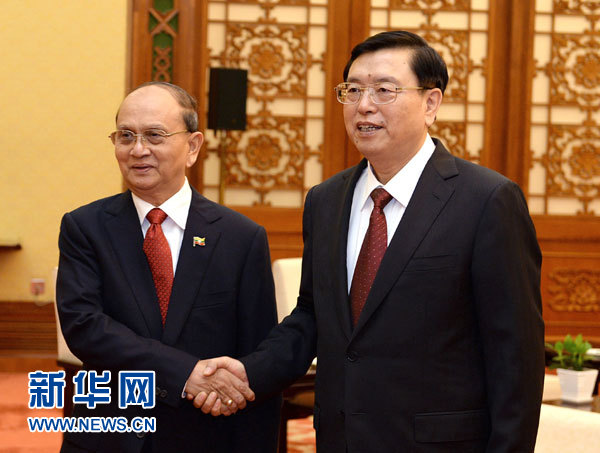 6月27日，全國(guó)人大常委會(huì)委員長(zhǎng)張德江在北京人民大會(huì)堂會(huì)見(jiàn)緬甸總統(tǒng)吳登盛。 新華社記者劉建生攝